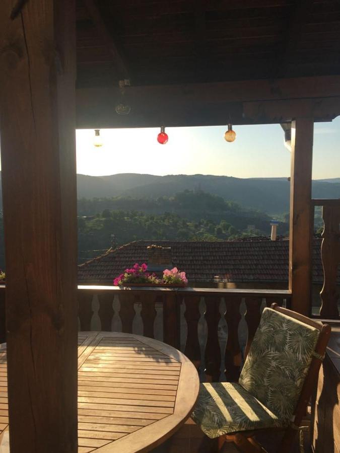 Arts Guest House -Beautiful Villa For 6 Persons Велико-Тырново Экстерьер фото
